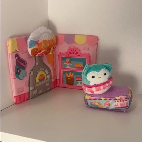 Squishville by Squishmallows Bakery - Picture 2 of 3